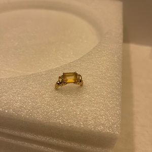 Citrine & diamond ring in 14k yellow gold